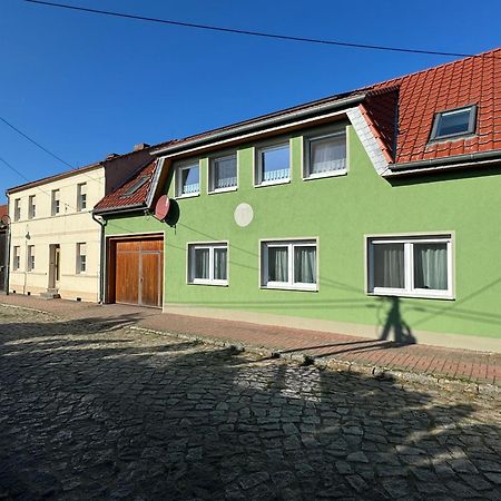 Schoen Moeblierte Wohnung In Genthin/ Ot Tucheim Екстериор снимка