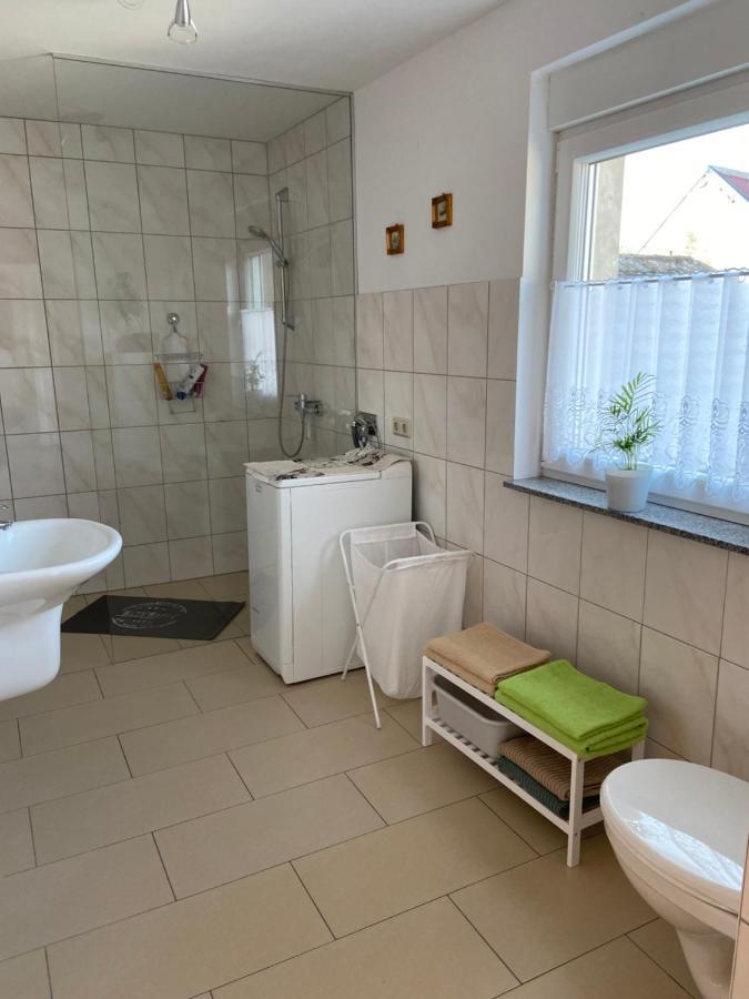 Schoen Moeblierte Wohnung In Genthin/ Ot Tucheim Екстериор снимка